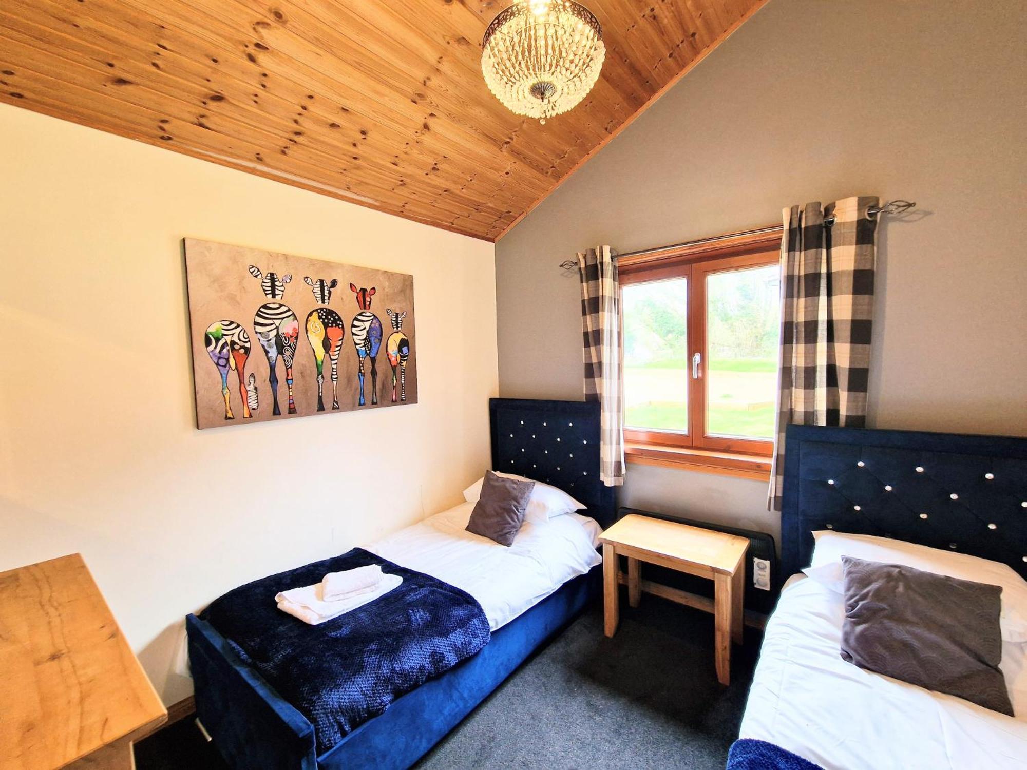 Kingfisher Lodge-huntersmoon -warminster-longleat-bath Holiday home Warminster