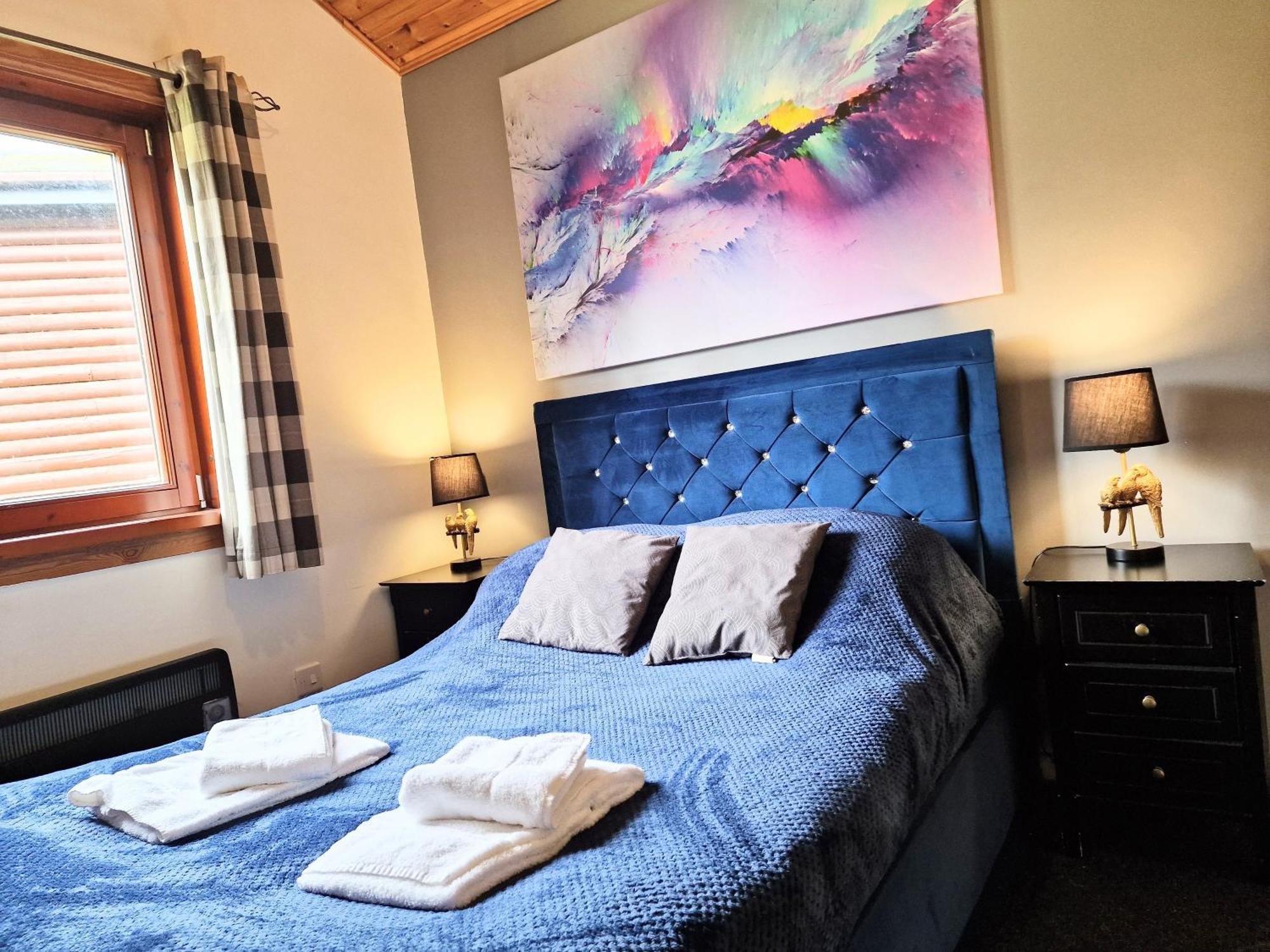 Kingfisher Lodge-huntersmoon -warminster-longleat-bath *